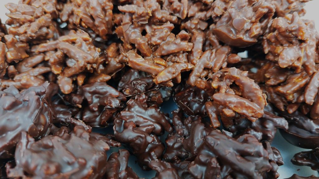 rocas de chocolate con almendras